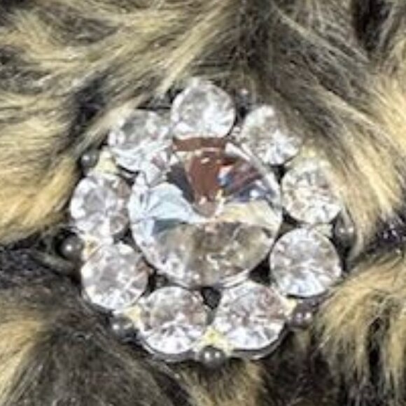Pier 1 Imports Leopard Faux Fur Rhinestone Brooch Wine Bottle Collar Vinodeco - Picture 3 of 10